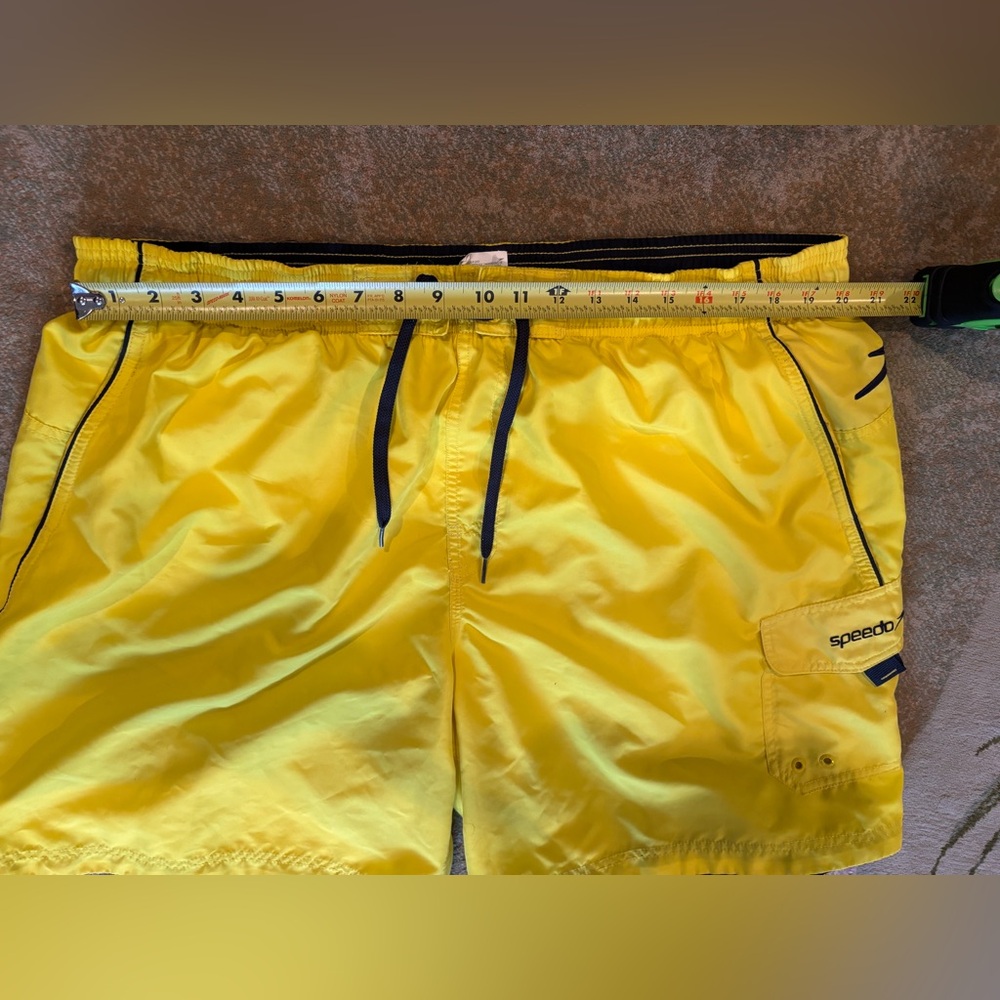 Speedo Men’s Yellow Swim Trunks Mesh Lined Board Shorts XXL - Picture 4 of 10